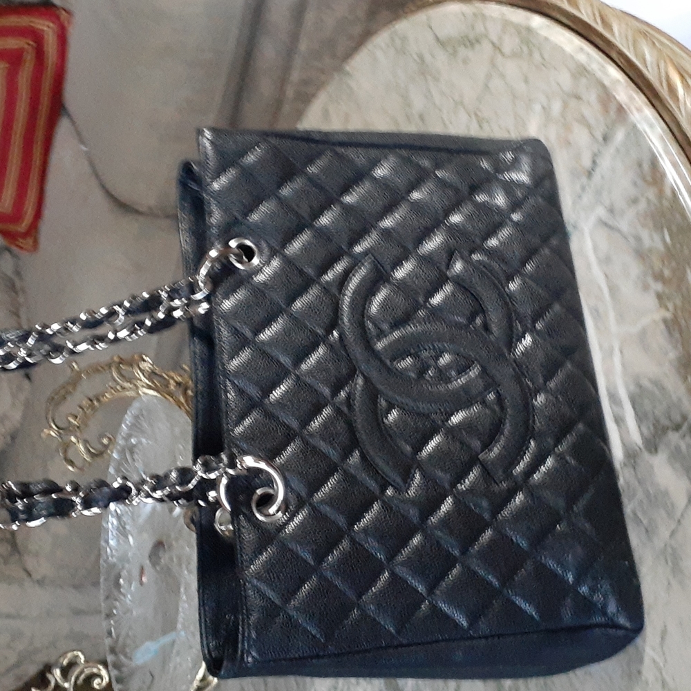 Chanel Bag Grand shopping tote